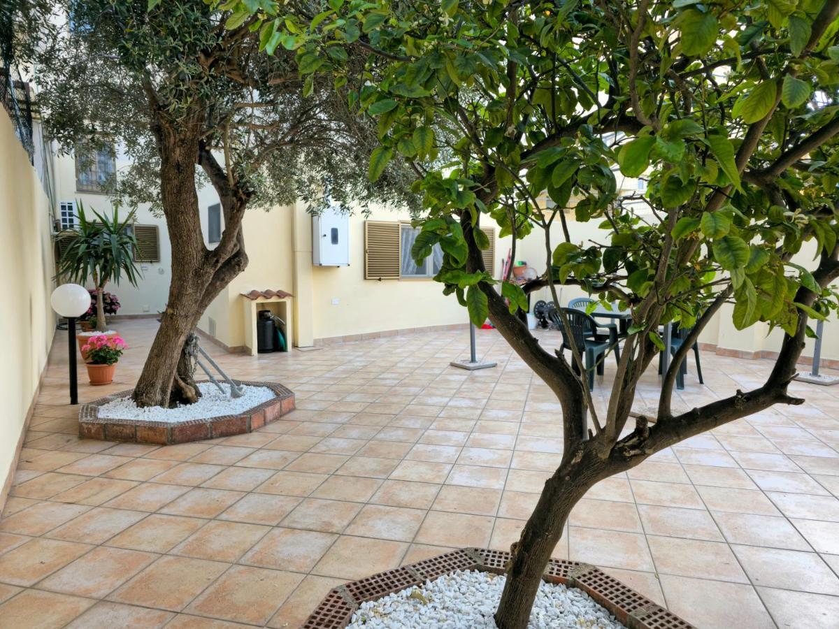 Appartement Valery House à Cagliari Extérieur photo